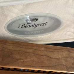 Cal King Firm Mattress & box spring - Very Clean