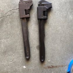 Wrench 