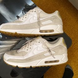 Nike Air Max $40