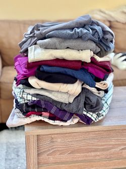 $10 for all Men’s 2XL bundle clothes