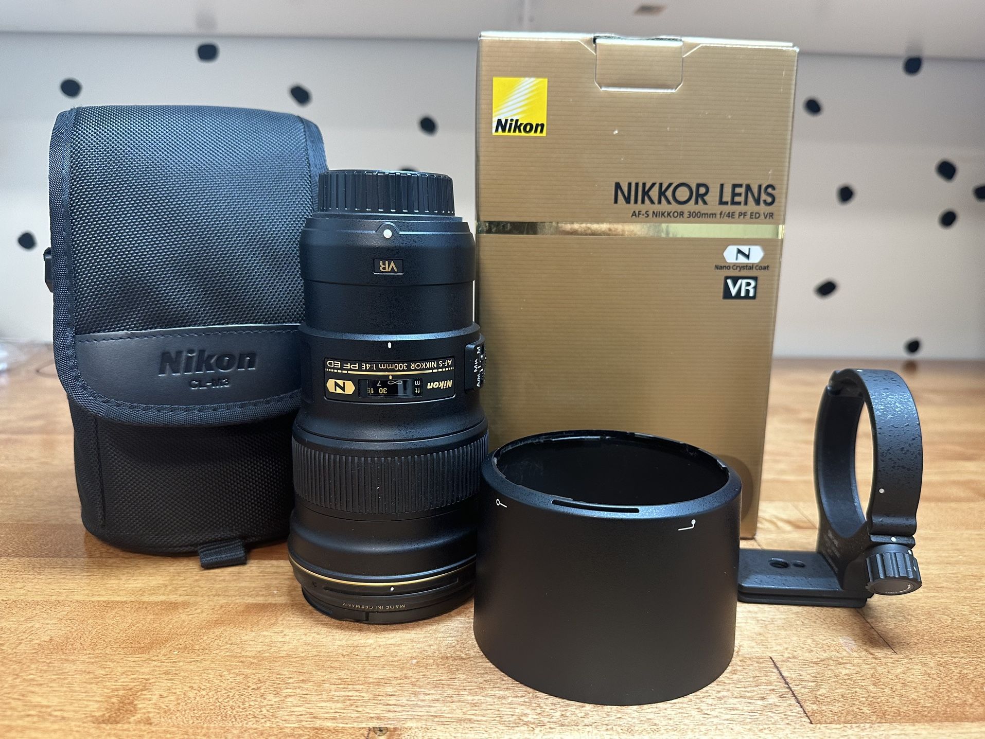 Nikon 300mm f/4E PF ED VR AF S NIKKOR