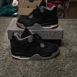 Air Jordan 4 Reimagined Breds Size 6.5y