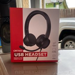 Lightweight On-ear USB Headset  20 $