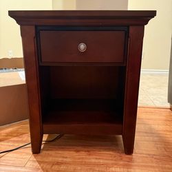 Solid Wood Nightstand with Drawer & Shelf