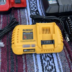 Dewalt Fast Charger 8amp Cool Charger
