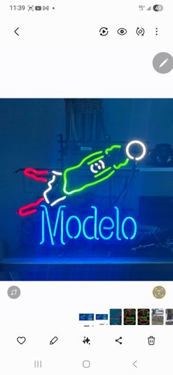 Vintage Neon Modelo Soccer player