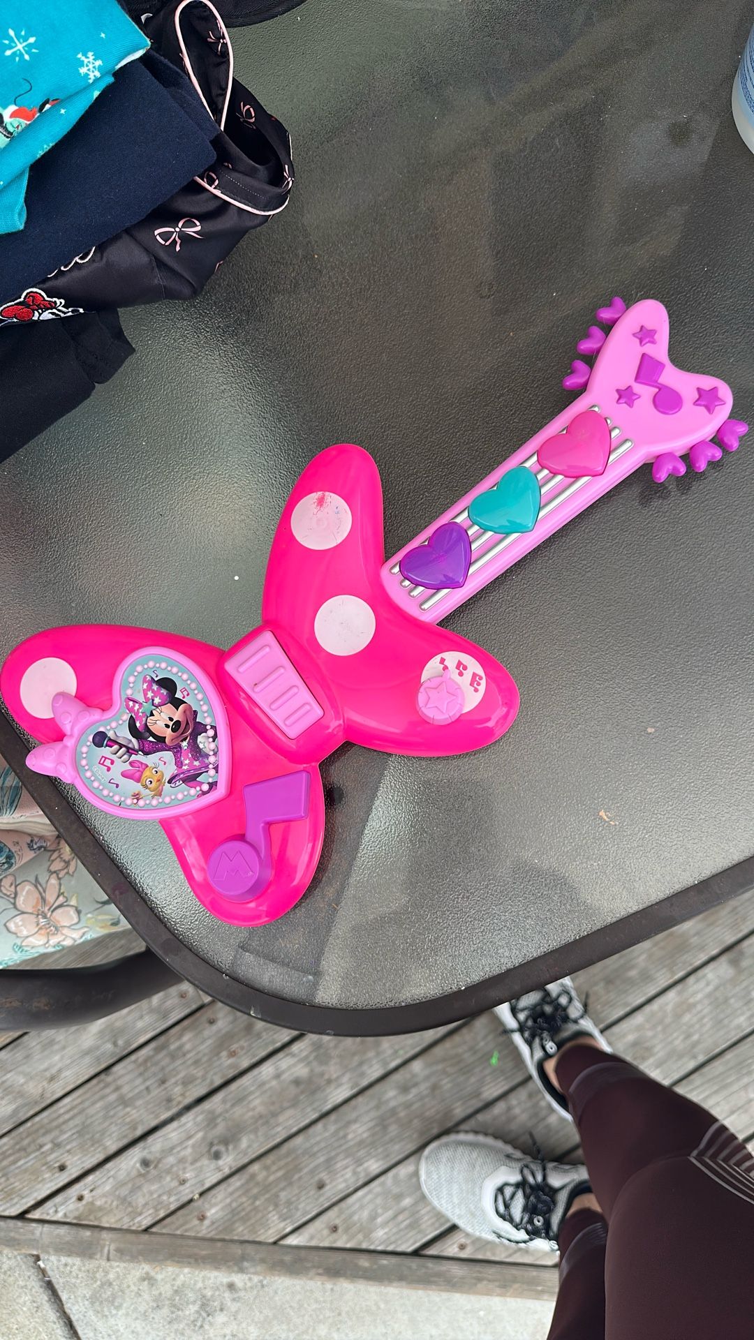 Minnie Mouse Guitar