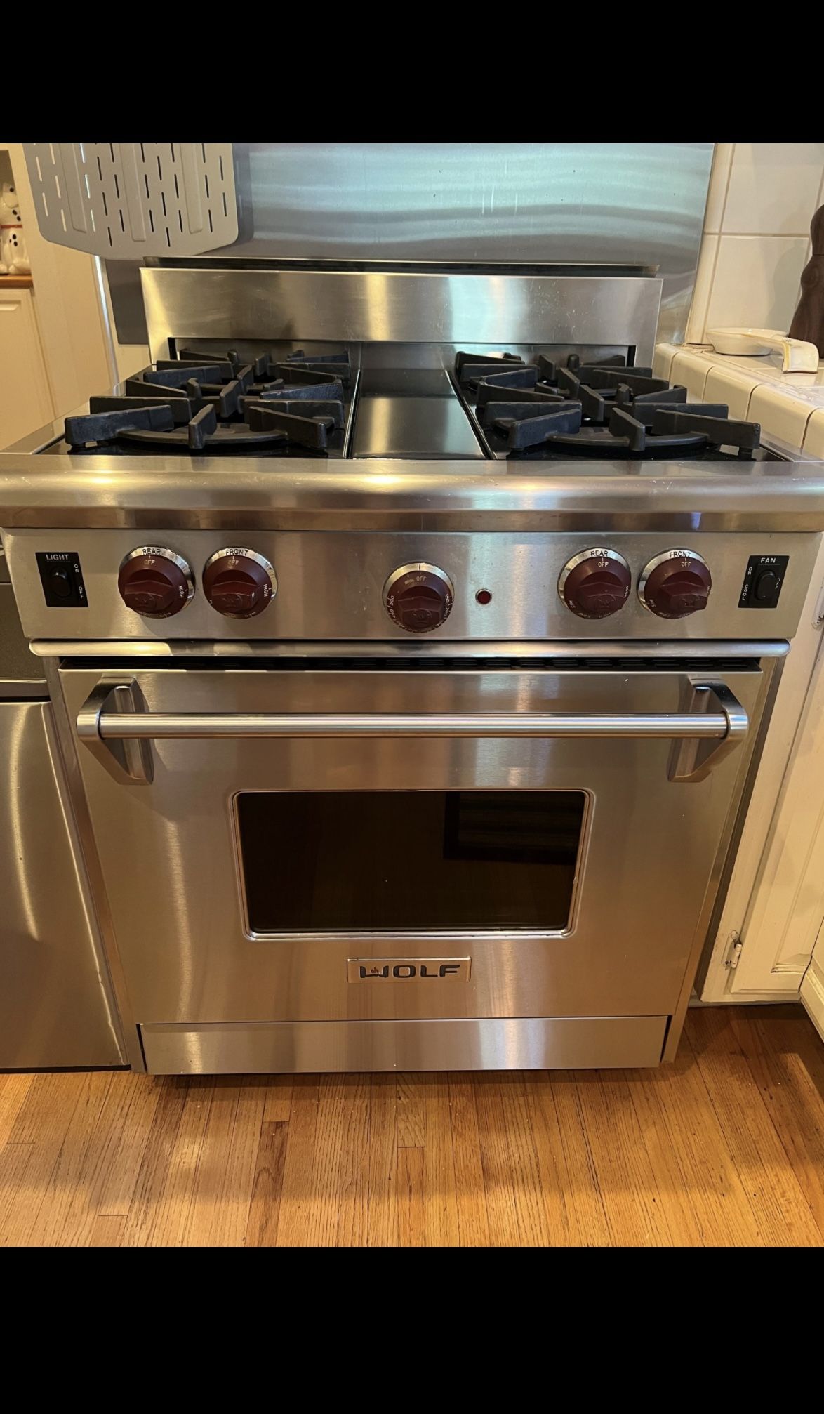 30 Inch Wolf Gas Range