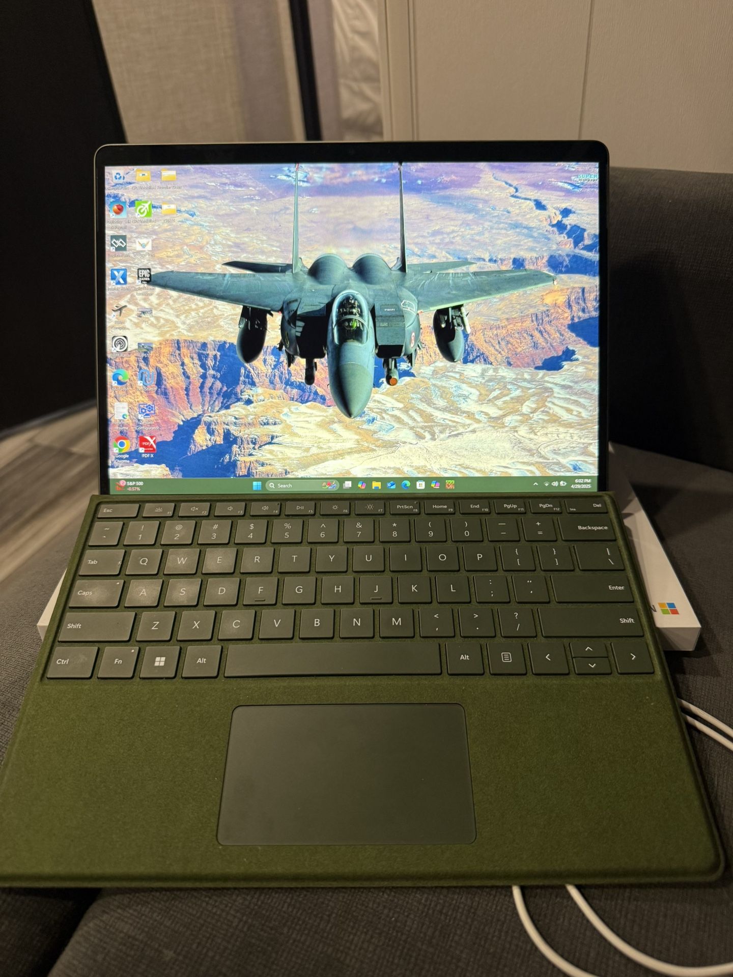 Microsoft Surface Pro 9 With Co Pilot