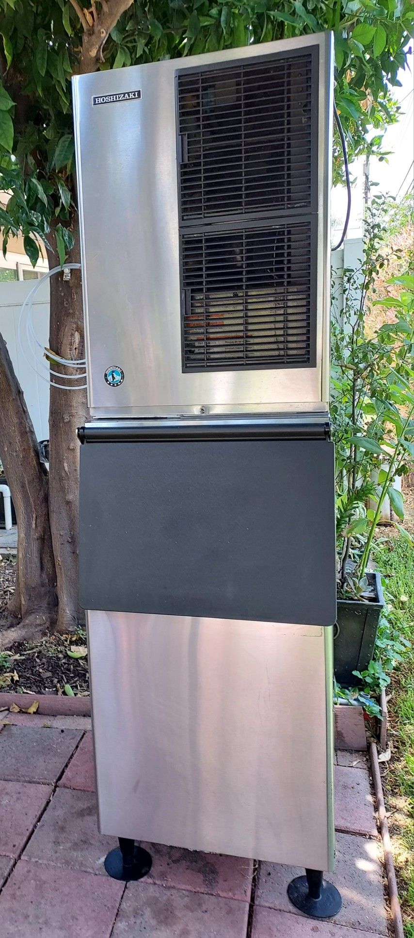 Hoshizaki Ice Machine Makes 520 Lbs 24hr