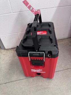 🔥 BRAND NEW MILWAUKEE PACKOUT COMPACT TOOL BOX 🧰 $75 EACH (FIRM)
