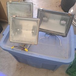 3 Bright Spot Lights