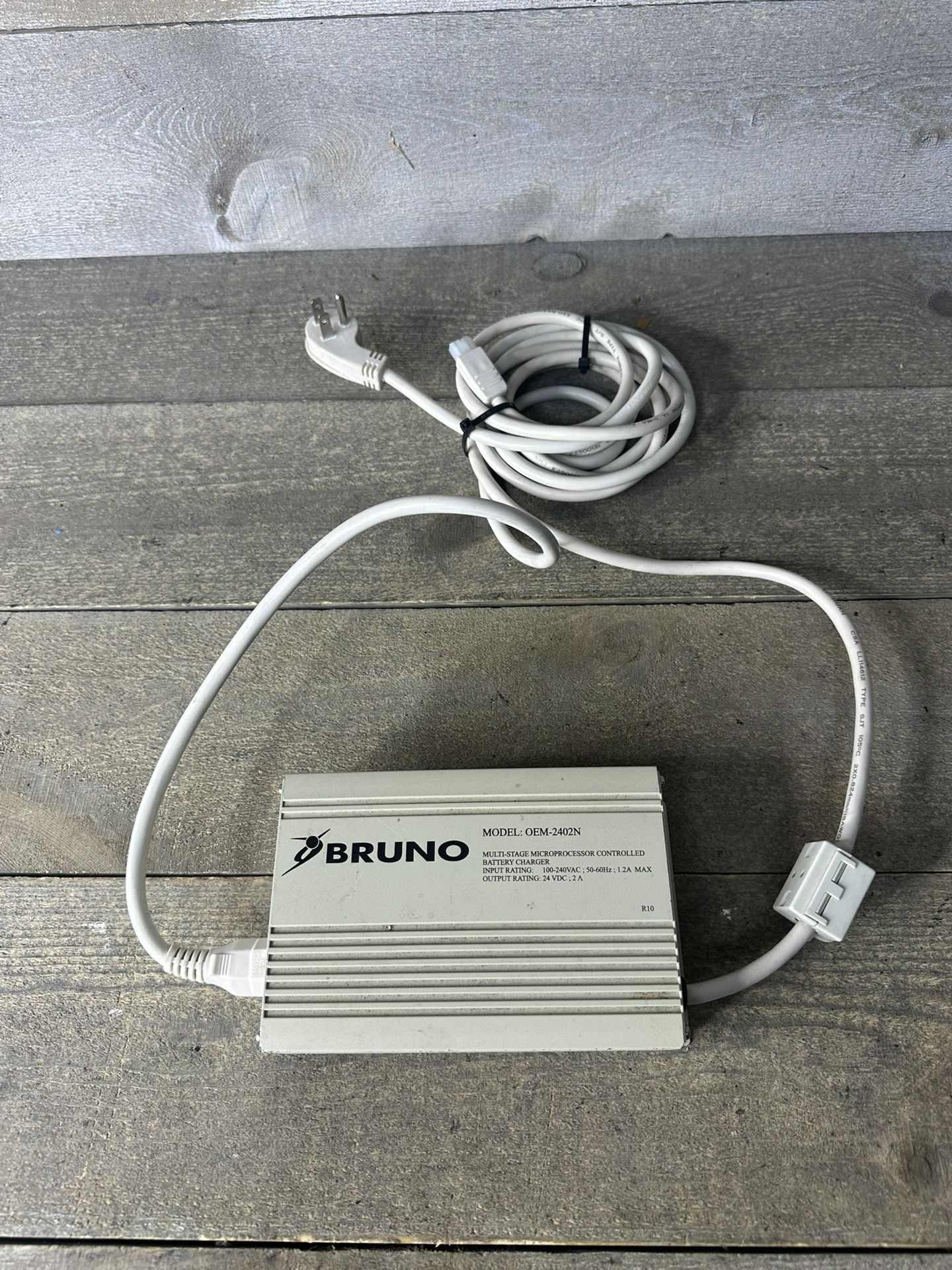 Bruno Stairlift Multi-Stage Battery Charger OEM-2402N 24VDC