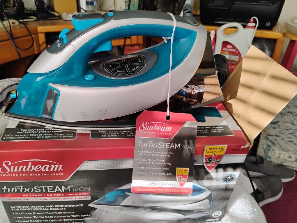 Brand New Turbo Steam Iron 