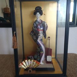 Vintage Japanese Porcelain Doll With Silk Kimono GEISHA GIRL & SHAMISEN & Japanese Art Fan In Glass Case