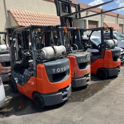 Toyota Forklifts 