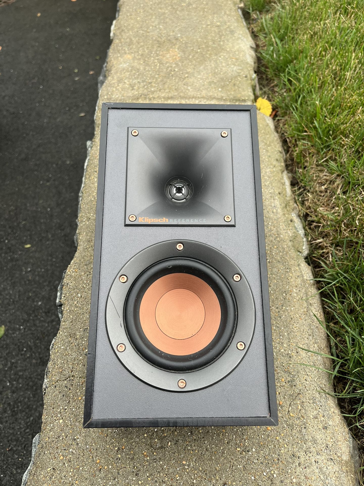 Klipsch Reference Series R-41SA Speaker for Home Theater