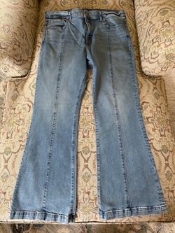 16R/30.5 Express flare jeans