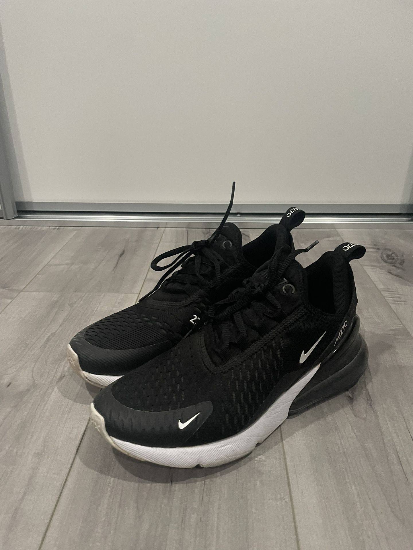 Nike Air Max 270