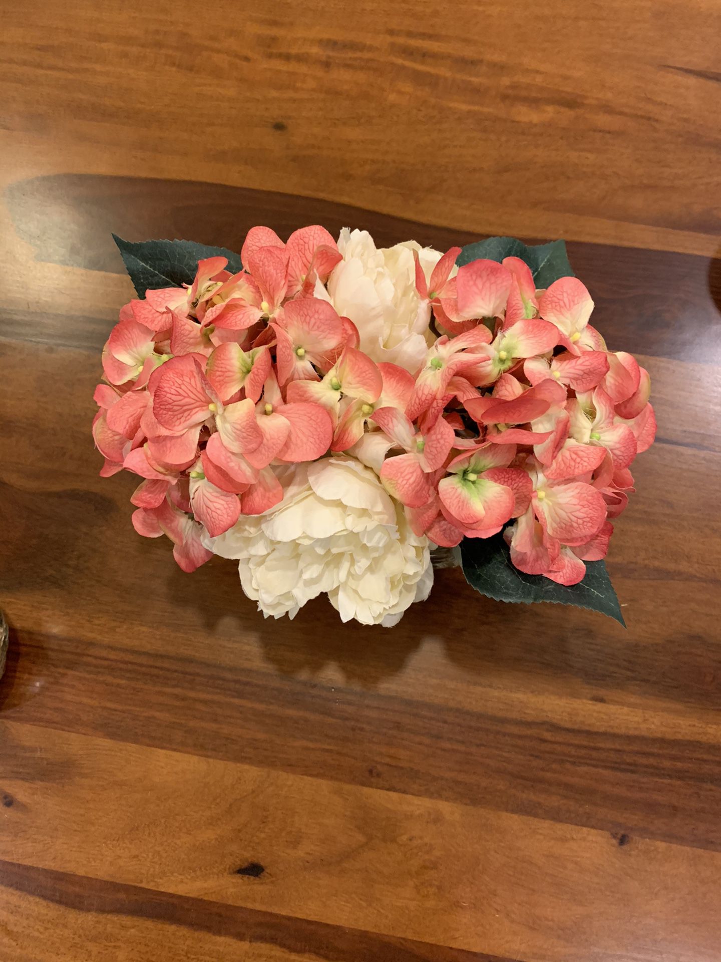 Decorative flowers & vase (peonies)