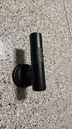Cordless polish machine with set of pad