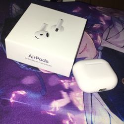 Apple AirPods 4 ANC