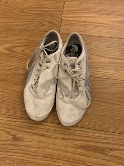 Women’s puma size 8