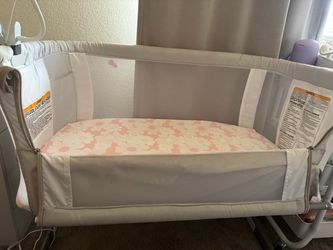 Baby Delight Bedside Bassinet