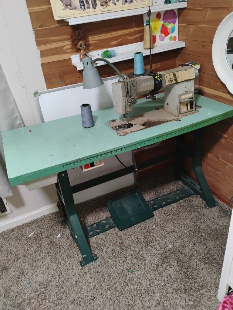 Industrial Sewing Machine