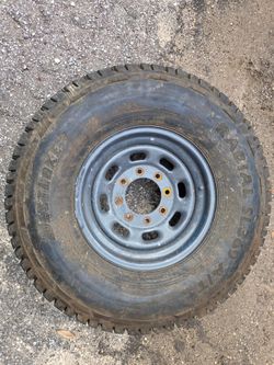 Radial tires Westlake. LT285/75 R15