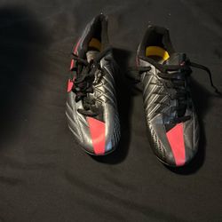 Cleats Size 4.5 Youth 