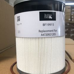 482 Fuel Water Separator For Cascadia