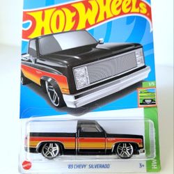 Hot Wheels '83 Chevy Silverado HW Slammed 
