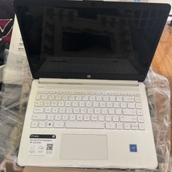 Laptop 