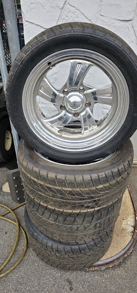 Set Of 4 Aluminum Wheels And Tires