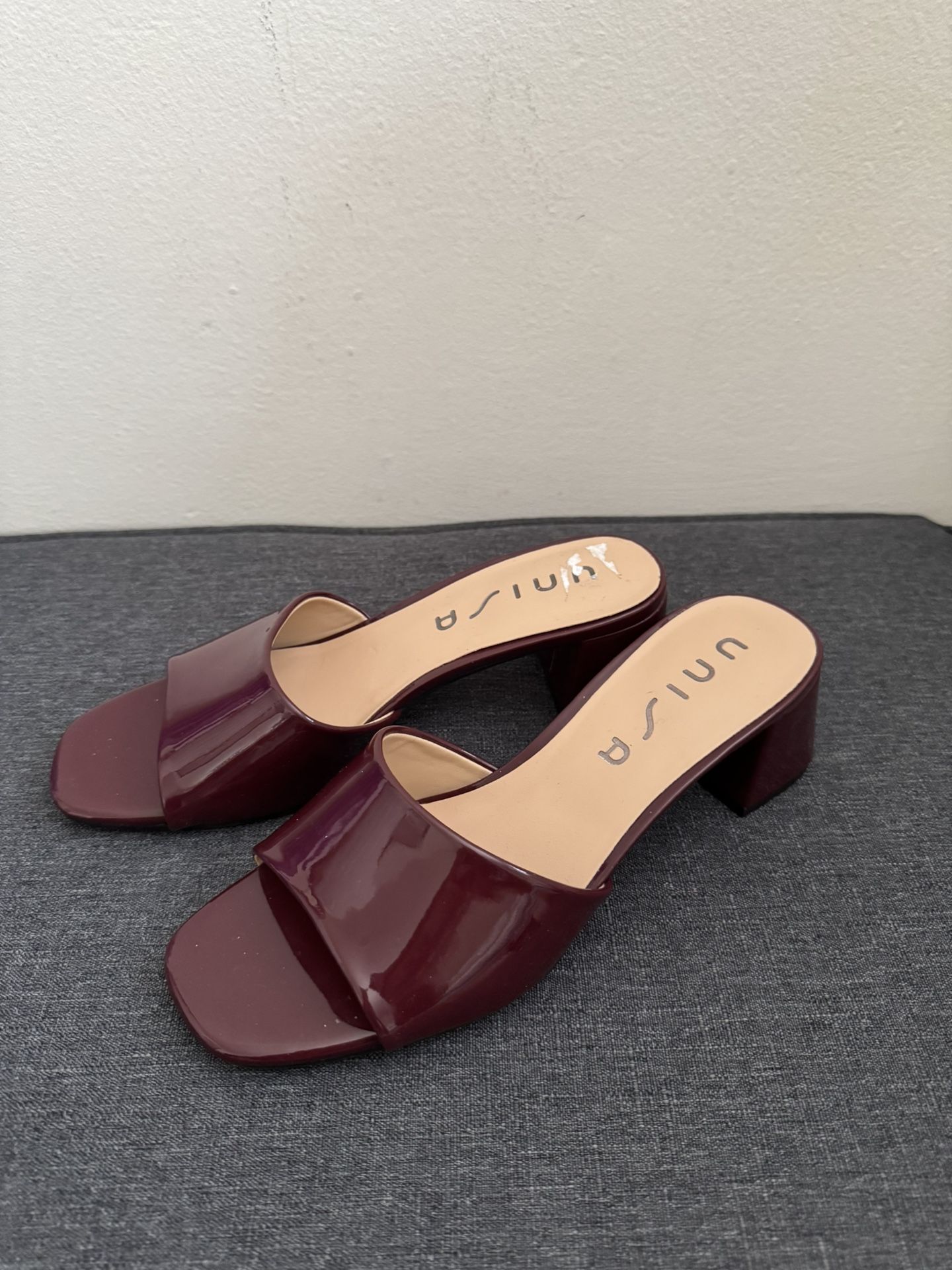 unisa burgundy slip-on heels / wedges