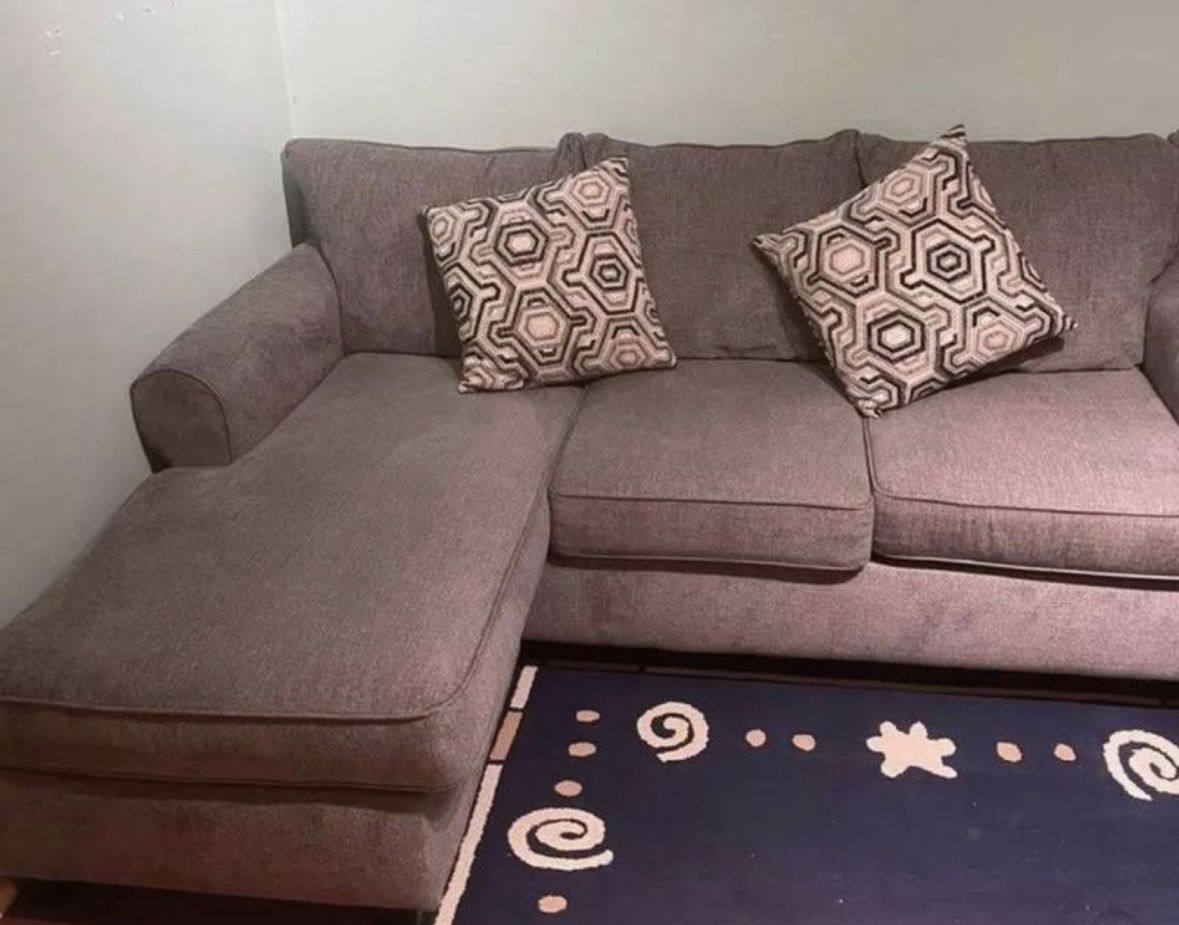 Gray Modern Reversible Sectional Sofa