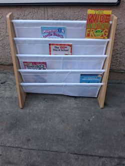 Kids Sling Bookshelf with Canvas Pockets