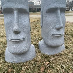 Very  Nice 2  Plant pots