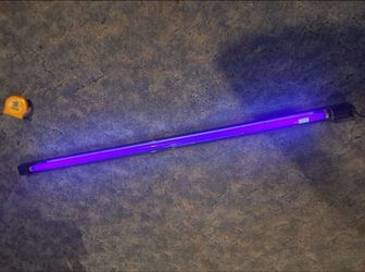 4ft Long Blacklight