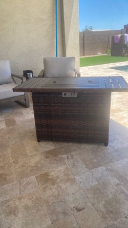 Fire pit table