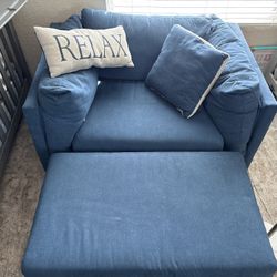 Oversized Chair 