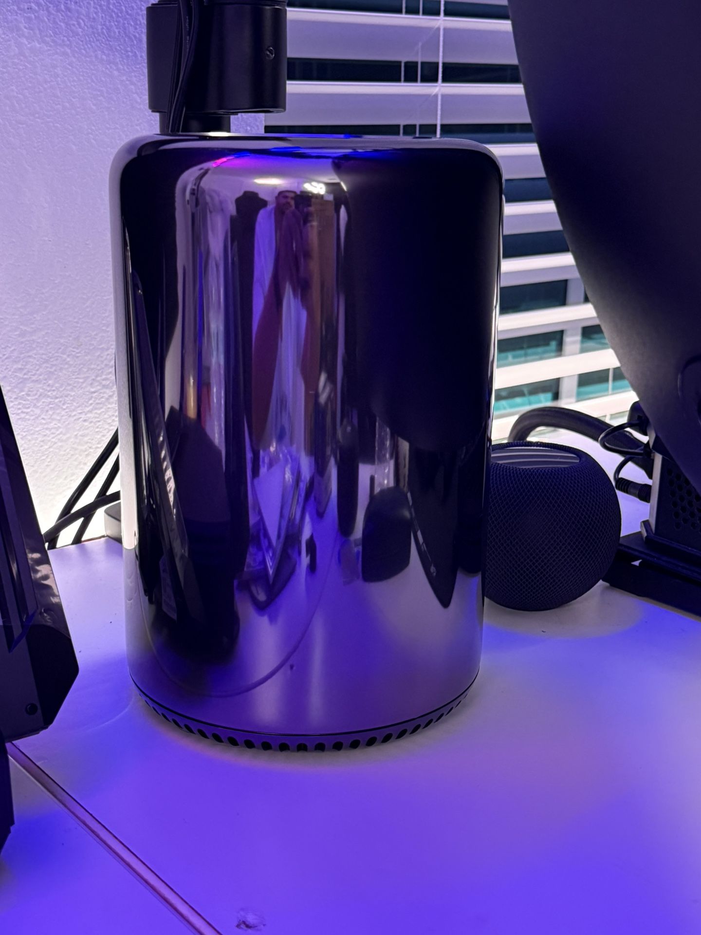 Apple Mac Pro Intel Xeon E5 3.7GHz 16GB RAM