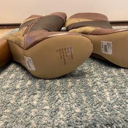 MICHAEL KOR SIZE 7W BROWN BOOTS 