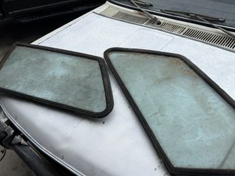 Datsun 510 Rear Side Glass