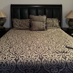 King Size Bedroom Set. Gallery furniture 