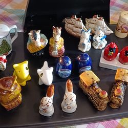 Collectibles Salt and pepper shakers
