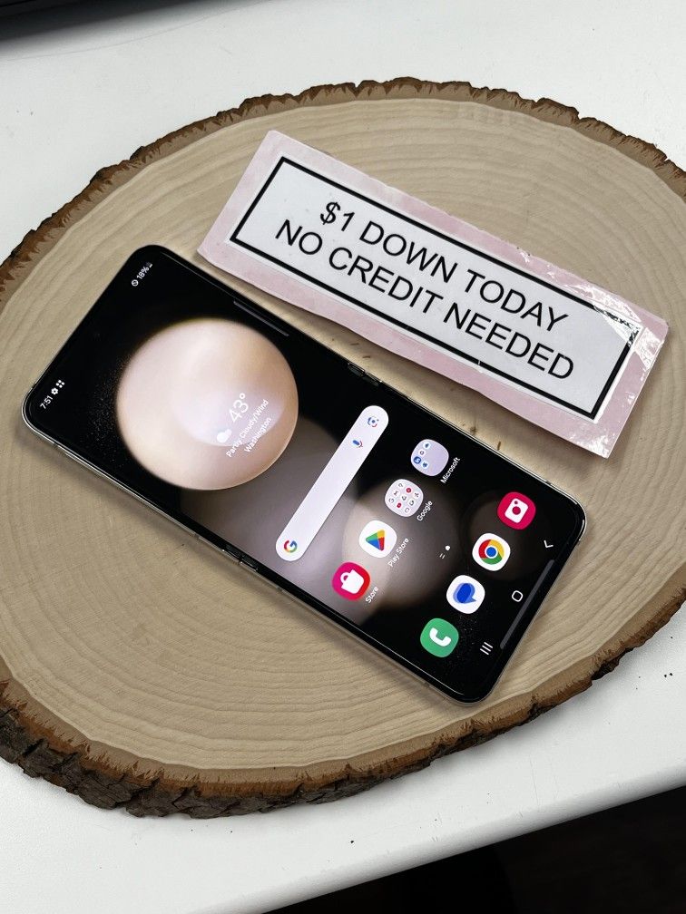 Samsung Galaxy Z Flip 5 -PAYMENTS AVAILABLE-$1 Down Today