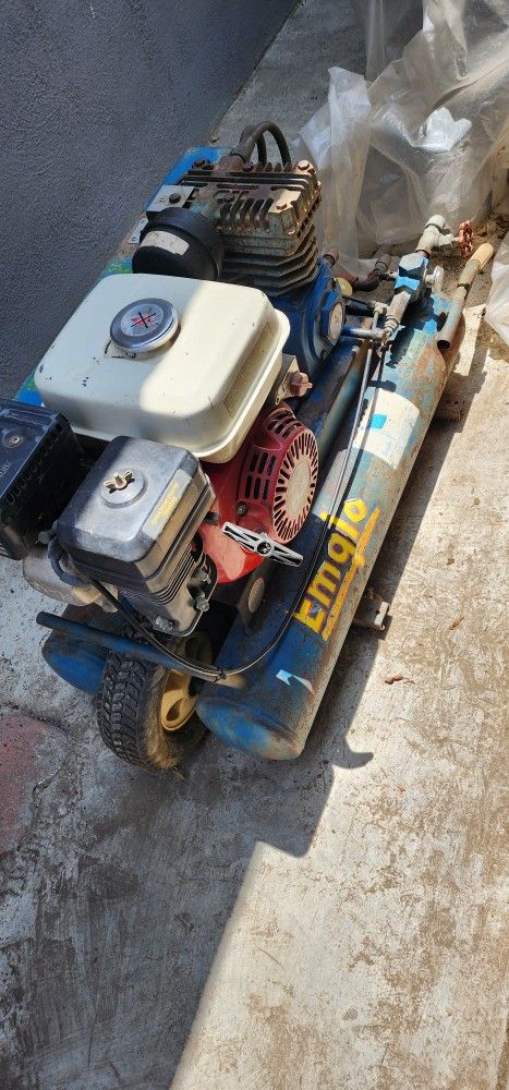 Emglo Gas Air Compressor
