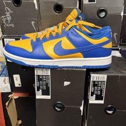 Used Nike Dunk UCLA Size 11 with Shirt Size XL